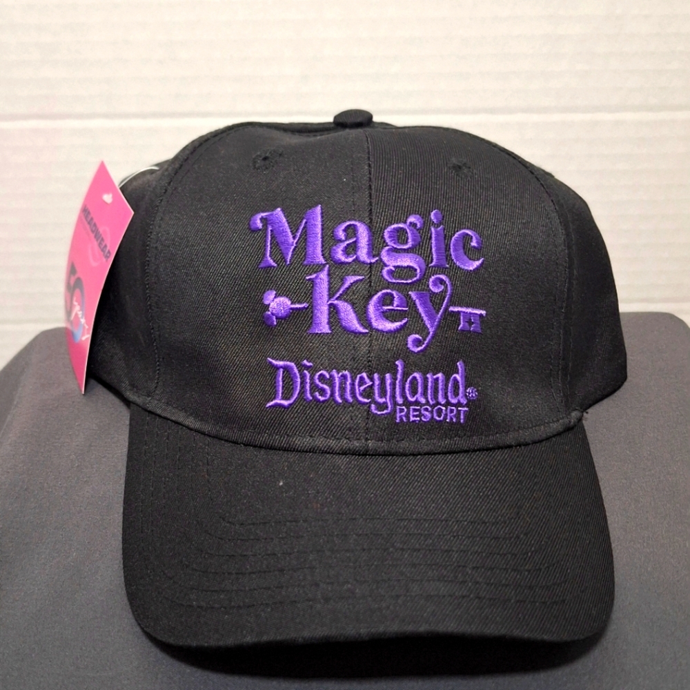 New Disneyland Resort Magic Key Baseball Hat Adult One Size Velcro Sample Hat